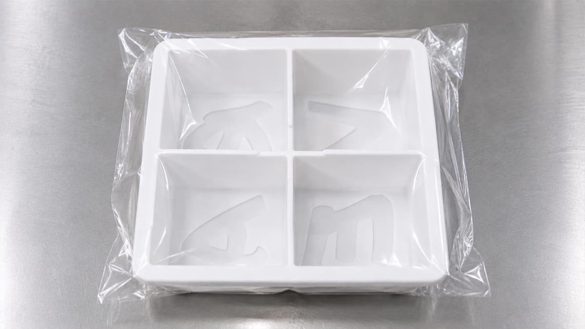 Custom Logo Ice Mold Individual Packaging