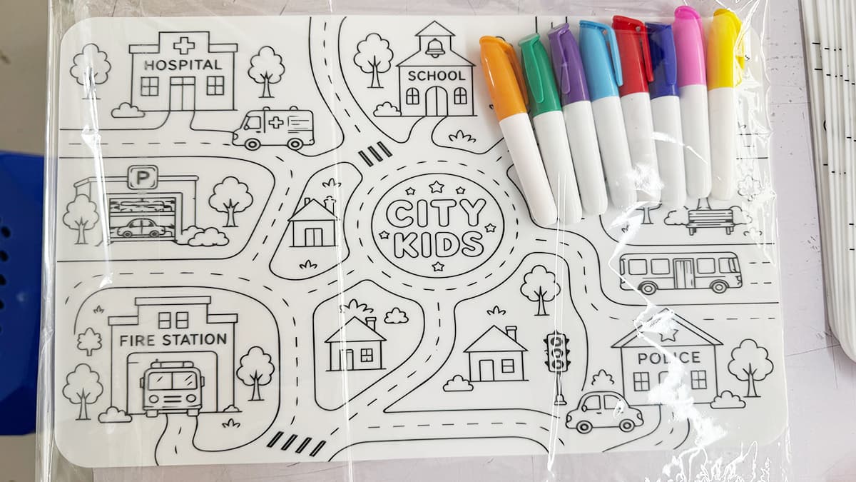 City-theme custom silicone coloring mat supplied with washable markers