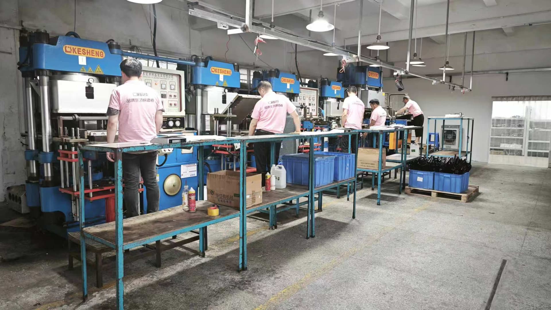 Renjia silicone molding machines in operation
